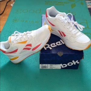 Reebok women's (Royal Bridge 2.0)